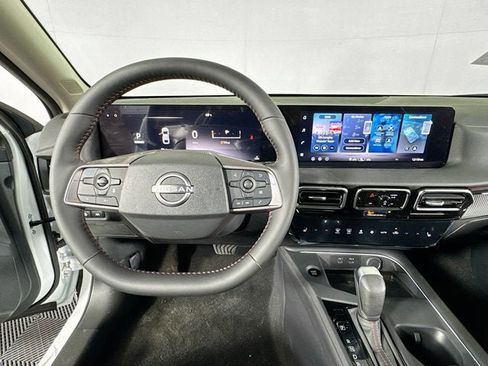 New 2026 Nissan Sentra SR image 10