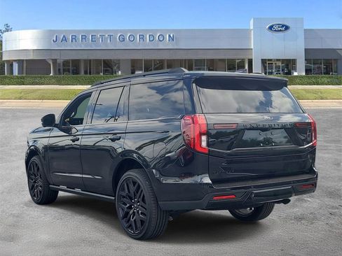Certified 2026 Ford Expedition Platinum w/ Stealth Performance Package AWD/4WD image 3
