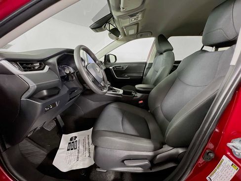 Used 2024 Toyota RAV4 LE image 21