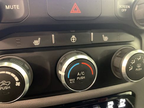 Used 2023 RAM 1500 Big Horn image 34