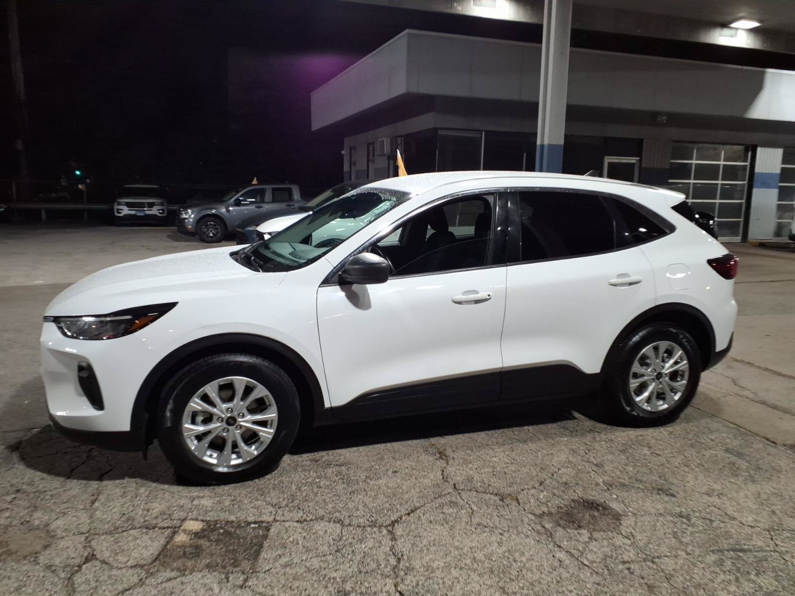 Certified 2024 Ford Escape Active FWD image 6