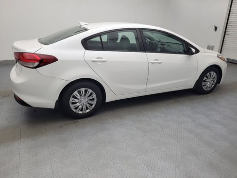 Used 2018 Kia Forte LX w/ LX Popular Package image 10