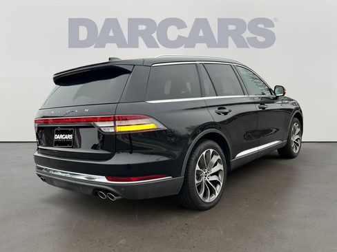 Used 2025 Lincoln Aviator Reserve image 6