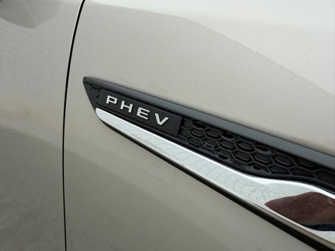 New 2026 MAZDA CX-90 Plug-In Hybrid w/ Preferred AWD/4WD image 9
