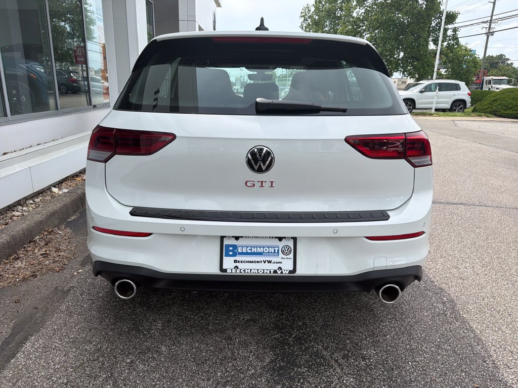 New 2026 Volkswagen GTI SE FWD image 6
