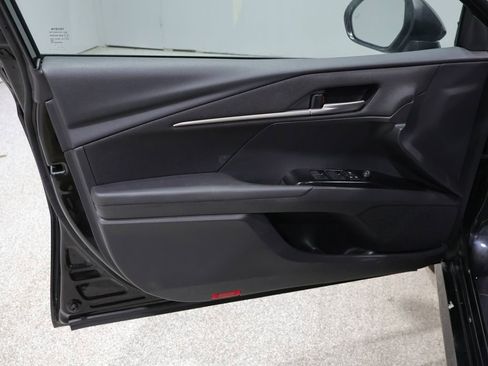 Used 2025 Toyota Camry LE FWD image 12