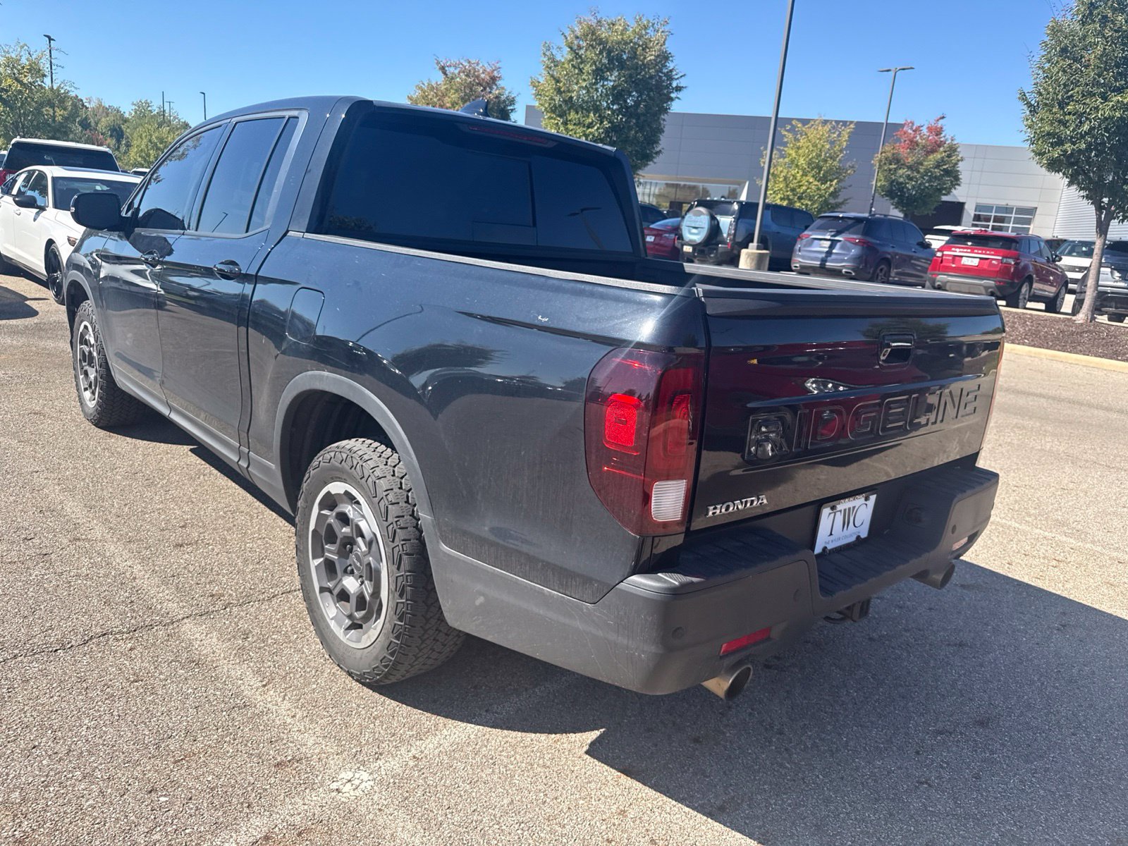 Used 2024 Honda Ridgeline Black Edition image 7