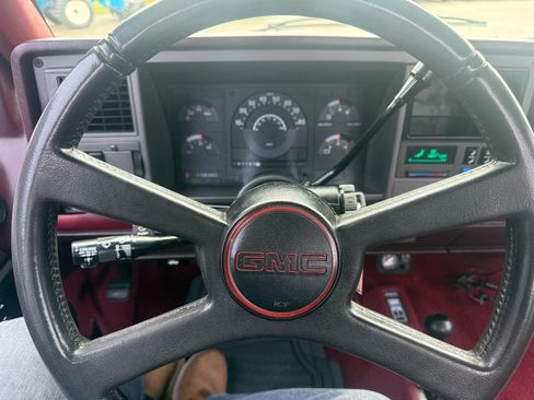 Used 1989 GMC Sierra 1500 4x4 Regular Cab image 15