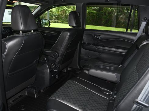 Used 2019 Honda Passport EX-L image 17