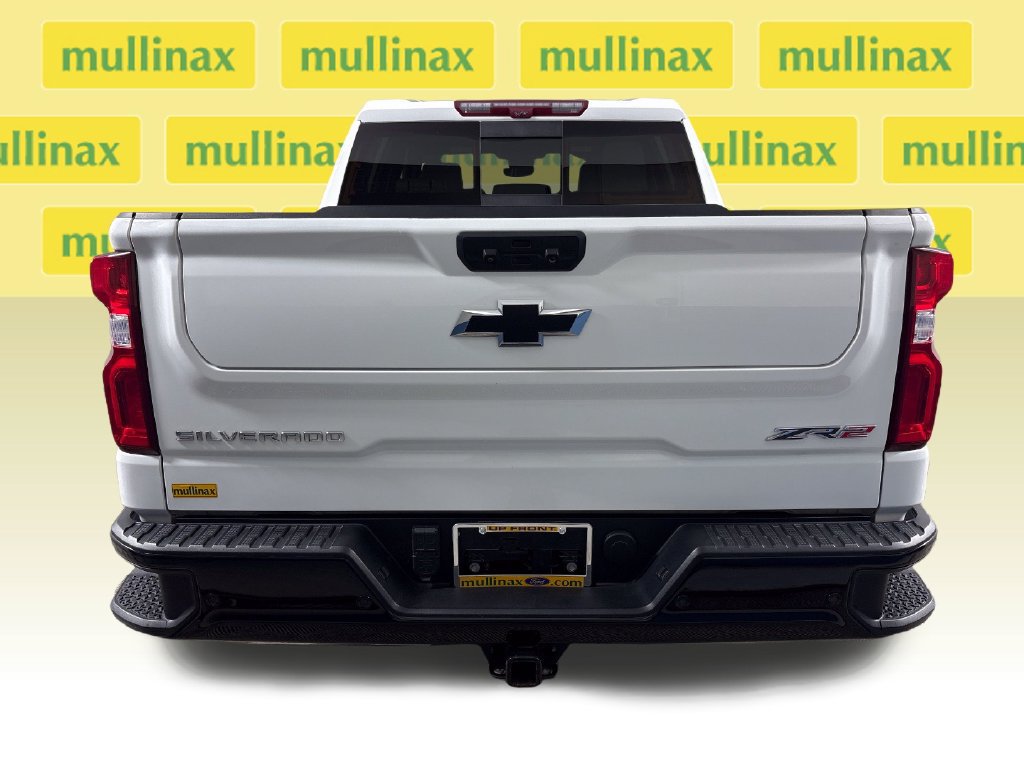 Used 2024 Chevrolet Silverado 1500 ZR2 w/ Technology Package AWD/4WD image 8