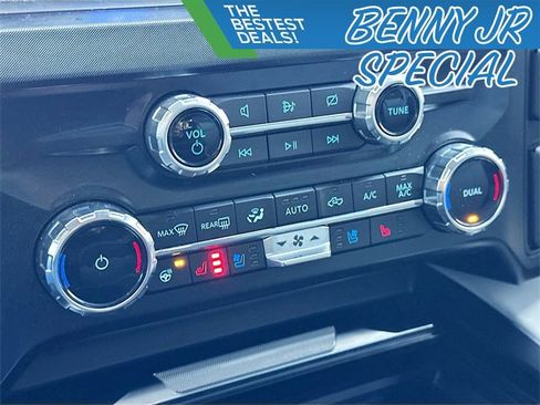 Used 2024 Ford F450 Limited w/ FX4 Off-Road Package image 16