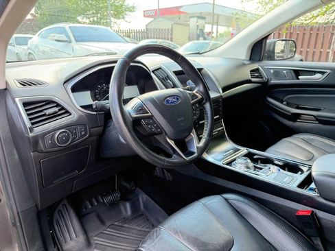 Used 2019 Ford Edge Titanium AWD/4WD image 13