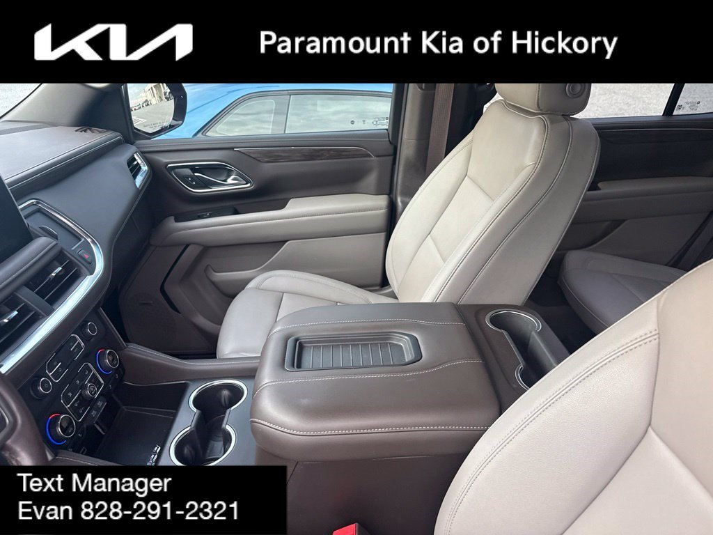 Used 2022 Chevrolet Tahoe Z71 w/ Luxury Package AWD/4WD image 11