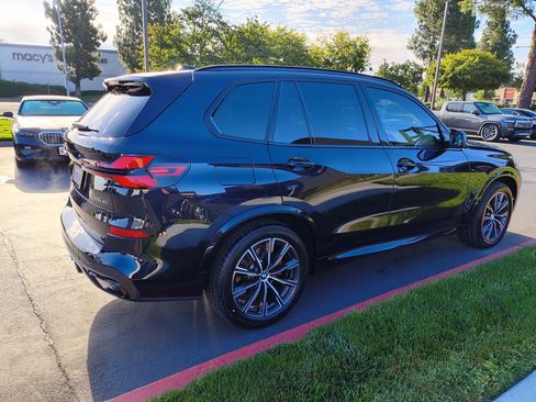 Used 2024 BMW X5 xDrive40i w/ M Sport Package AWD/4WD image 10