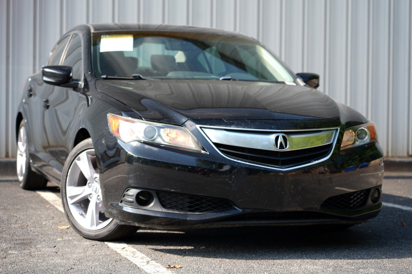 Used 2013 Acura ILX w/ Premium Package FWD image 2