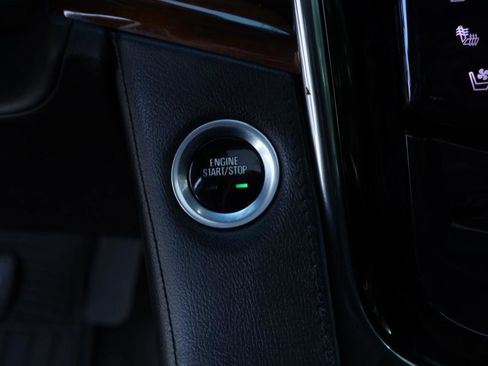 Used 2015 Cadillac Escalade Premium image 42