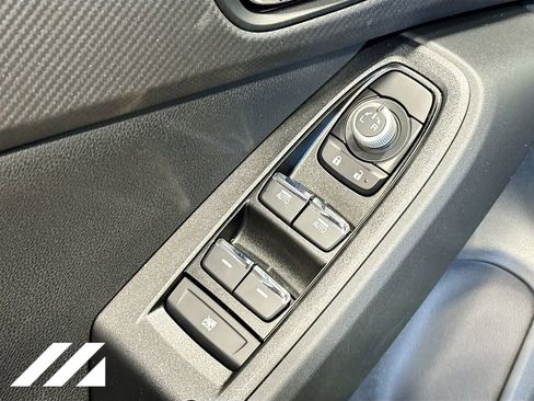 Used 2025 Subaru Crosstrek 2.5i Limited w/ Popular Package #3A image 18