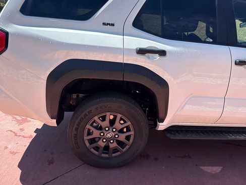 Used 2026 Toyota 4Runner SR5 AWD/4WD image 31