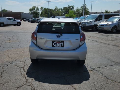 Used 2015 Toyota Prius C Two FWD image 8