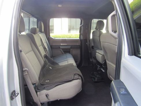 Used 2019 Ford F150 XLT image 28