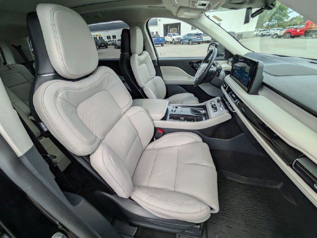 Used 2026 Lincoln Aviator Reserve w/ Luxury Package AWD/4WD image 24