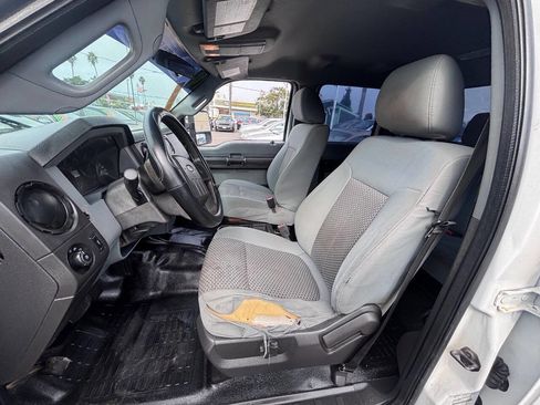 Used 2014 Ford F250 XL w/ Power Equipment Group image 9