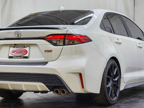 Used 2020 Toyota Corolla XSE image 5