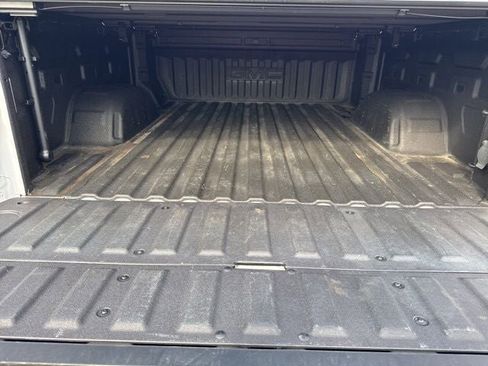 Used 2023 GMC Sierra 1500 SLT AWD/4WD image 23
