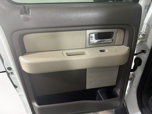 Used 2010 Ford F150 XLT RWD image 23