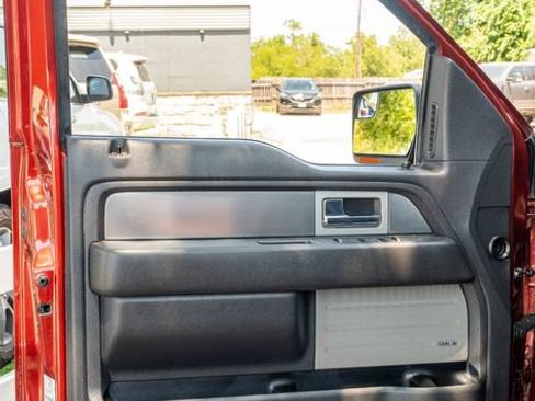 Used 2014 Ford F150 FX4 w/ Equipment Group 402A Luxury AWD/4WD image 17