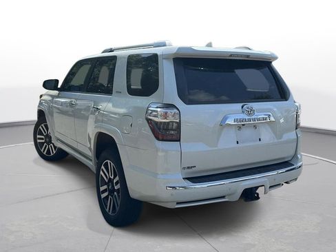 Used 2022 Toyota 4Runner Limited AWD/4WD image 8