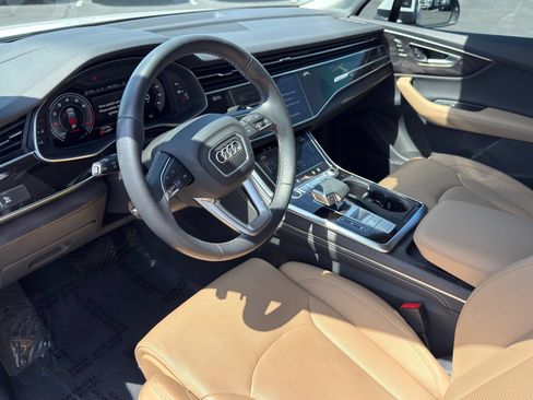Used 2025 Audi Q7 3.0T Prestige AWD/4WD image 10