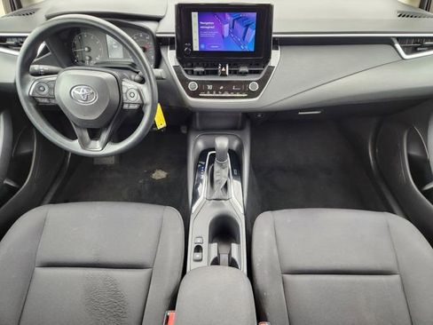 Used 2024 Toyota Corolla LE image 19