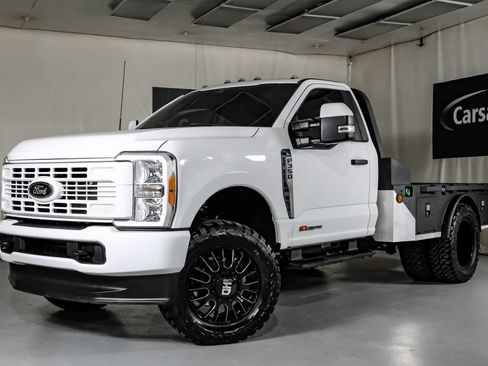 Used 2023 Ford F350 XL w/ XL Driver Assist Package AWD/4WD image 5