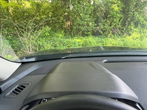 Used 2025 Nissan Altima 2.5 SV FWD image 48