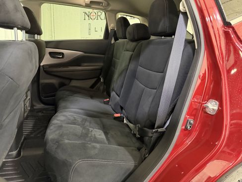 Used 2021 Nissan Murano SV FWD image 10