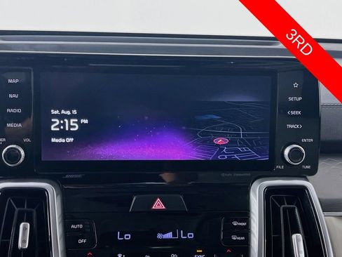 Certified 2023 Kia Sorento SX Prestige w/ Panoramic Sunroof Package AWD/4WD image 16