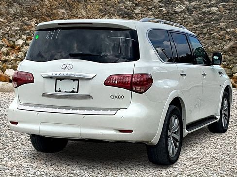 Used 2017 INFINITI QX80 4WD image 2