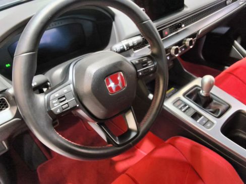 Used 2024 Honda Civic Type R image 7