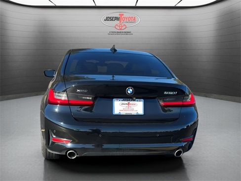 Used 2019 BMW 330i xDrive Sedan w/ Premium Package image 12