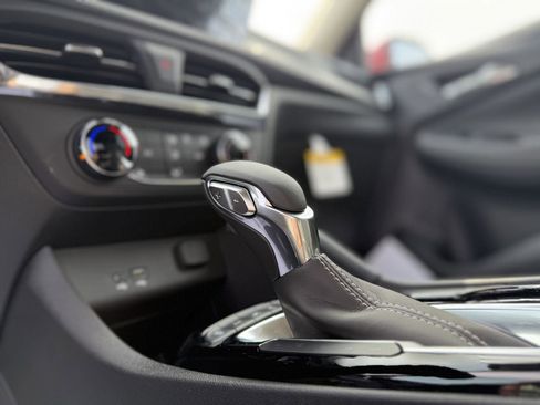 New 2025 Buick Envista Preferred image 15