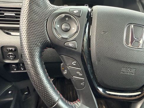 Used 2023 Honda Ridgeline Black Edition image 16
