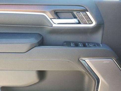 New 2026 GMC Sierra 2500 Denali w/ Denali Reserve Package AWD/4WD image 18