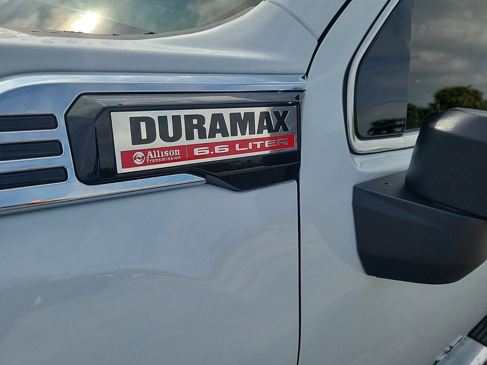 Used 2026 GMC Sierra 3500 Denali w/ Denali Reserve Package AWD/4WD image 12