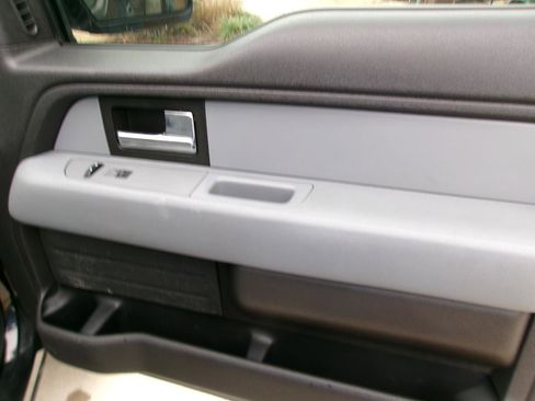 Used 2012 Ford F150 XLT w/ XLT Convenience Pkg image 17