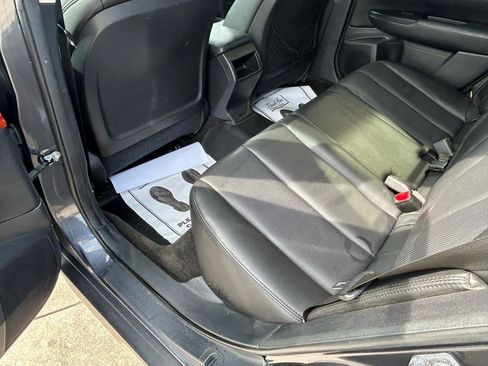 Used 2012 Subaru Outback 2.5i Limited AWD/4WD image 9