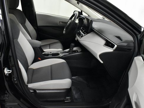 Used 2023 Toyota Corolla LE image 14