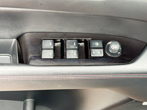 Used 2025 MAZDA CX-5 Carbon Edition image 15