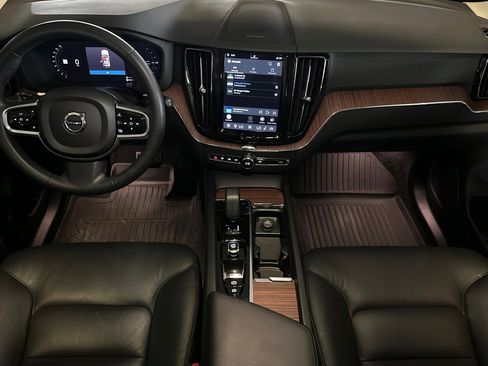 Used 2023 Volvo XC60 T8 Plus w/ Protection Package Premier AWD/4WD image 12