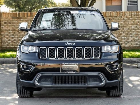 Used 2018 Jeep Grand Cherokee Limited image 11